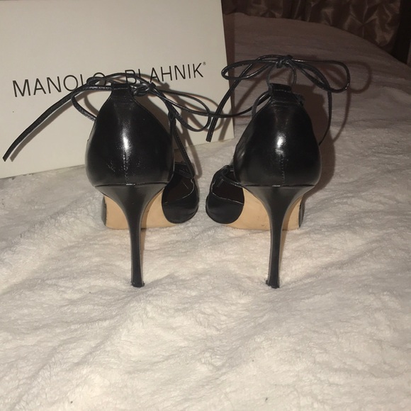 Manolo Blahnik heels - Picture 3 of 5